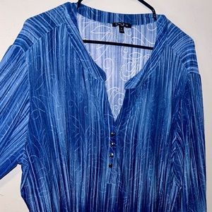 Sami & Jo offer chic blouse